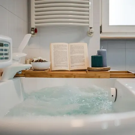 Harmony - Hot Tub & Garage Appartement
